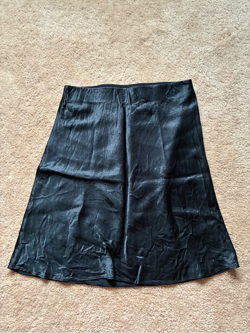 Aritzia Babaton Satin Skirt
